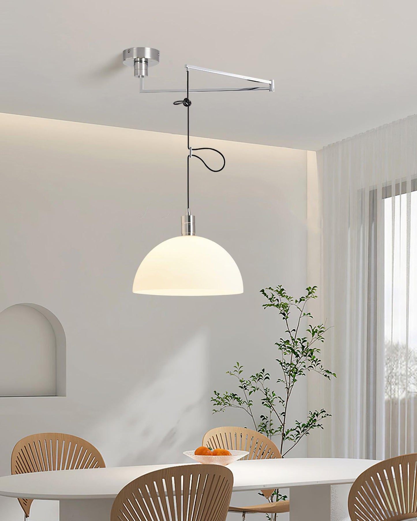 Adjustable Metal Pendant Light for Focused Illumination