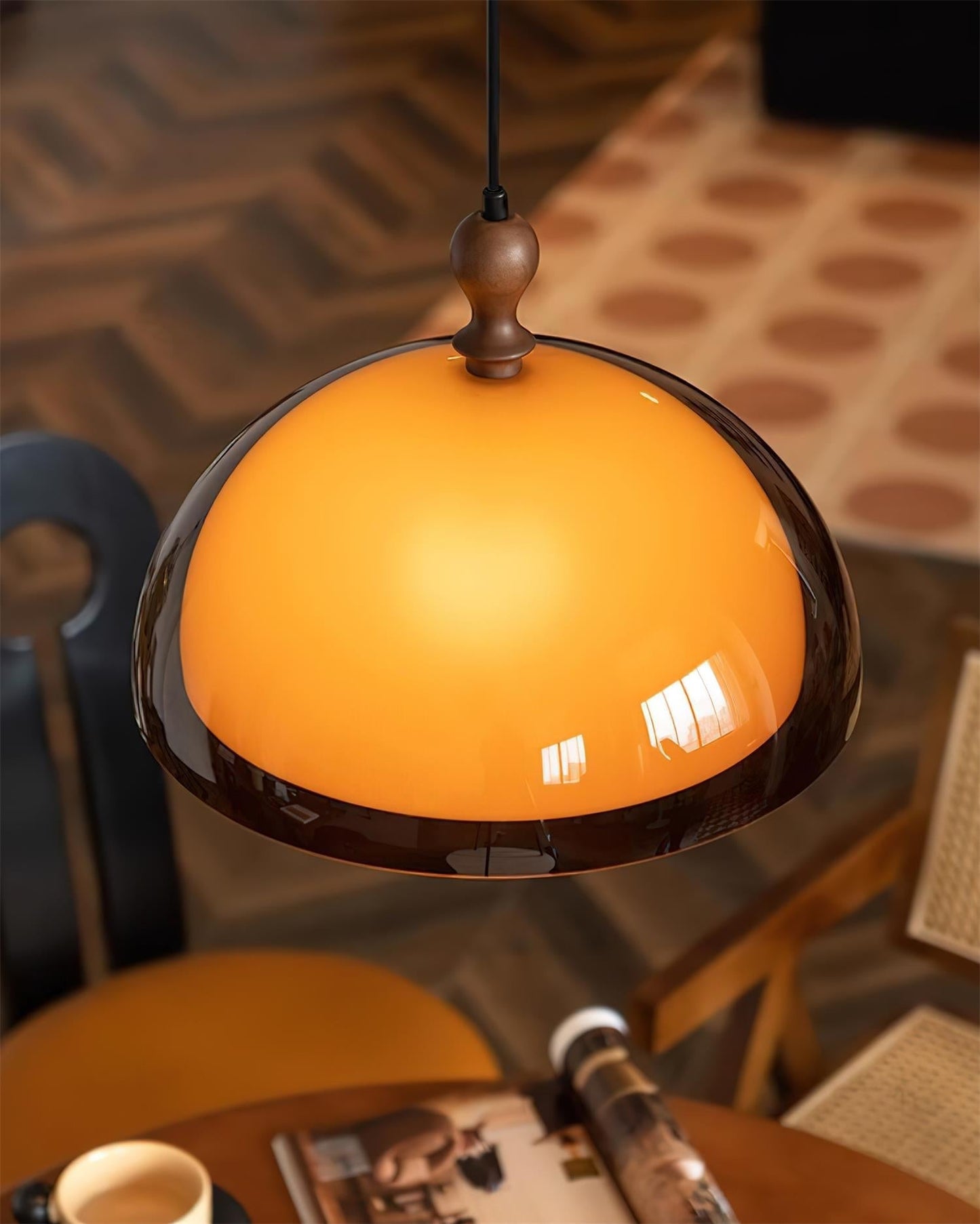 Adjustable Swing Arm Pendant Lamp With Wood Accents For Ambient Lighting